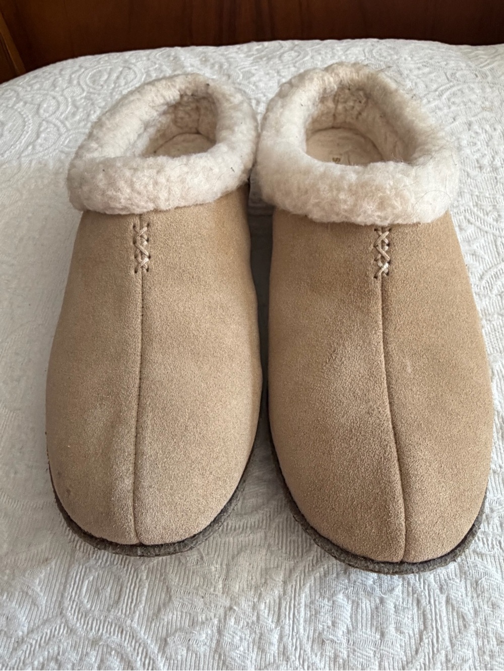 Sorel slippers size 12